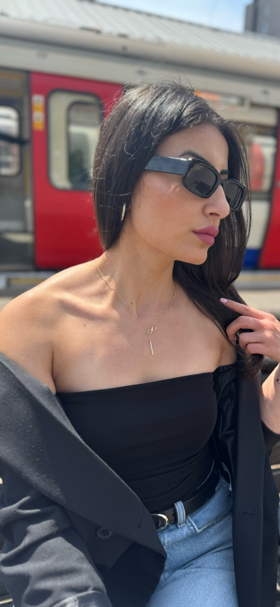 9ct Yellow Gold Infinity Design Necklace